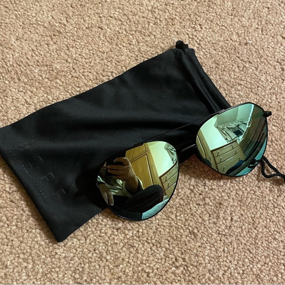 Diff Dash Aviator Sunglasses - image 1
